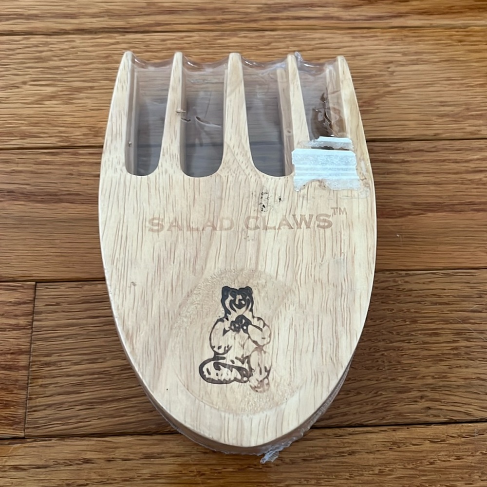 NWT Salad Claws Bear Claw Salad Servers
